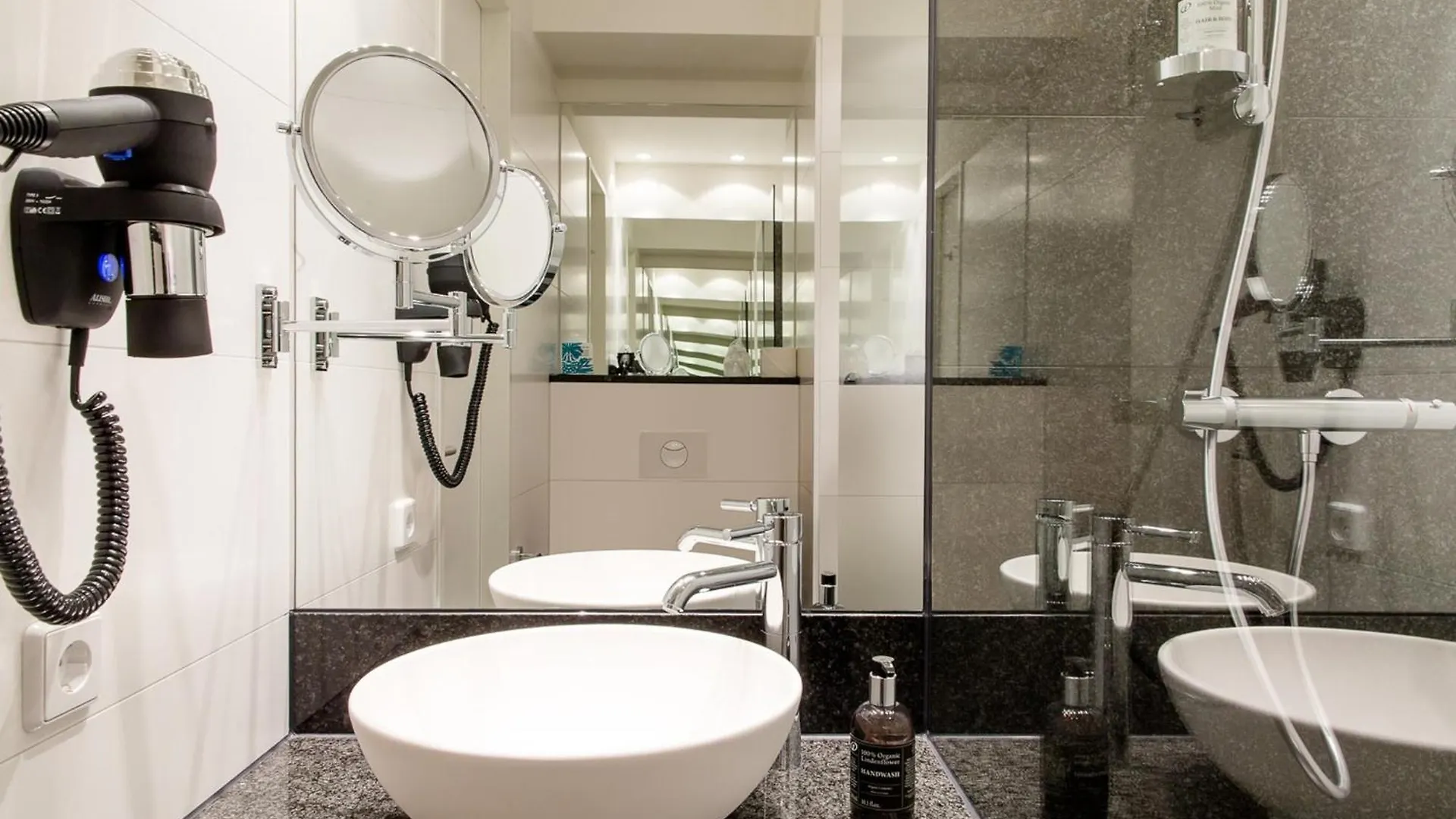 Motel One Muenchen-Messe 3*, Munich Germany
